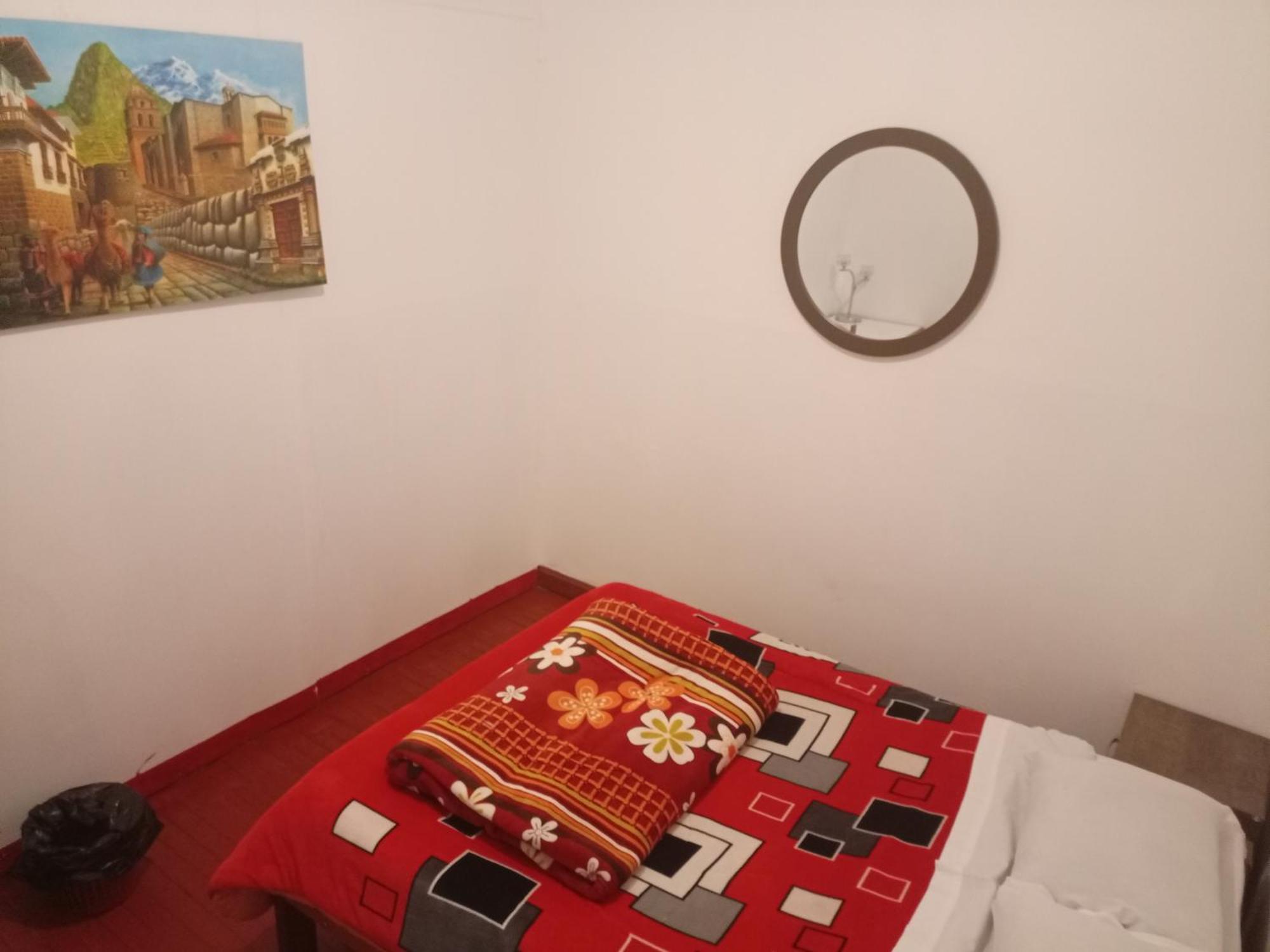 Sk Hostal Куско Стая снимка