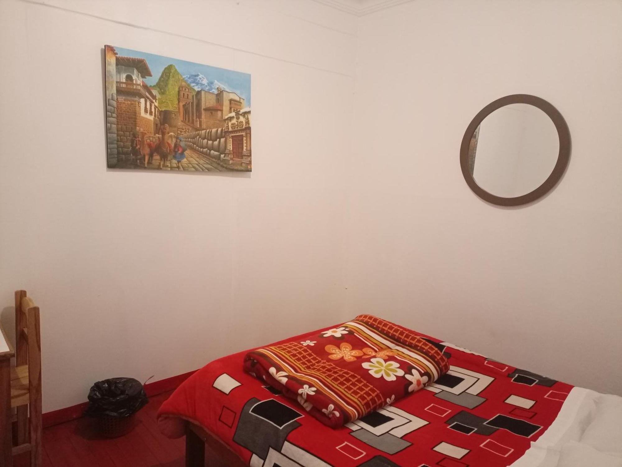 Sk Hostal Куско Стая снимка