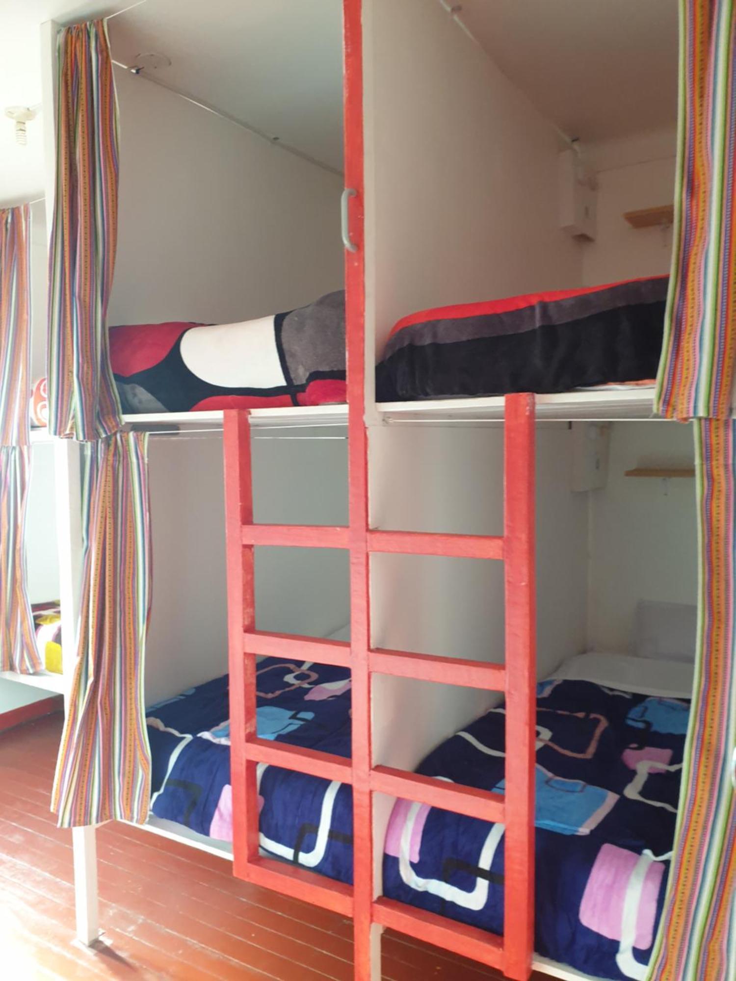Sk Hostal Куско Стая снимка